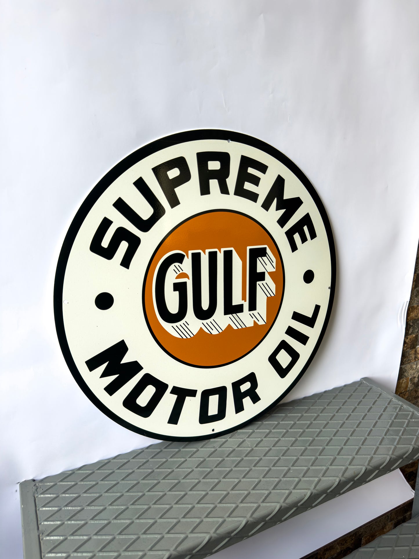 Gulf Supreme Motor Oil Sign – Heavy Metal Garage & Service Sign