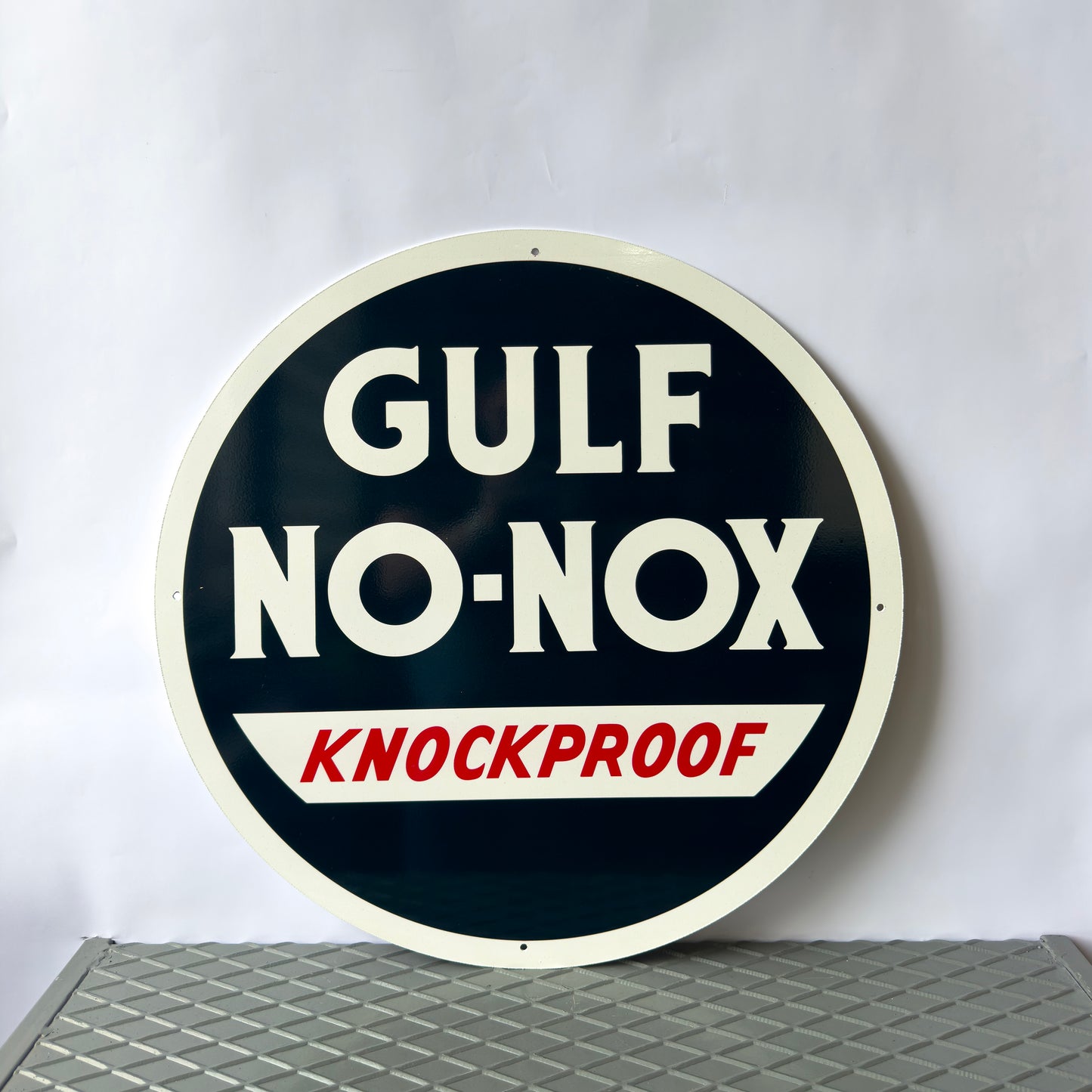Gulf No-Nox Motor Oil Sign – Heavy Metal Garage Decor