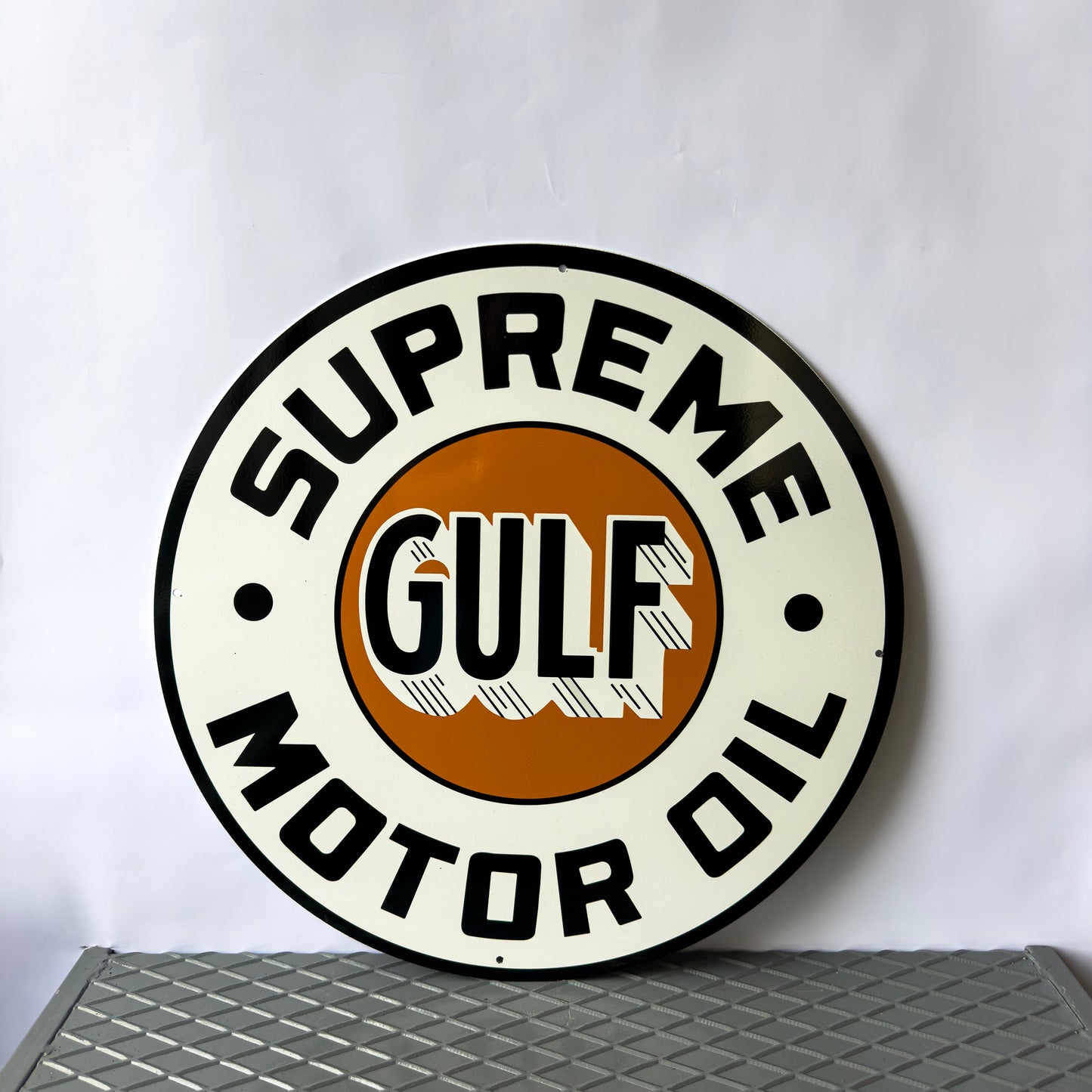 Gulf Supreme Motor Oil Sign – Heavy Metal Garage & Service Sign